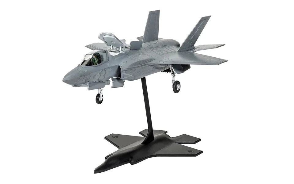 Airfix Starter Set – Lockheed Martin F - 35B Lightning II (1:72 Scale) by LAB7 Malta, Europe