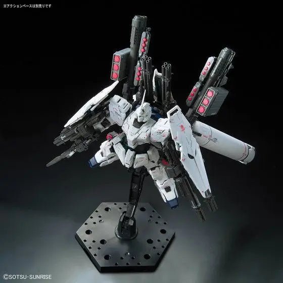 Bandai GUNDAM - RG 1/144 RX - 0 Full Armor Unicorn Gundam - Model Kit by LAB7 Malta, Europe