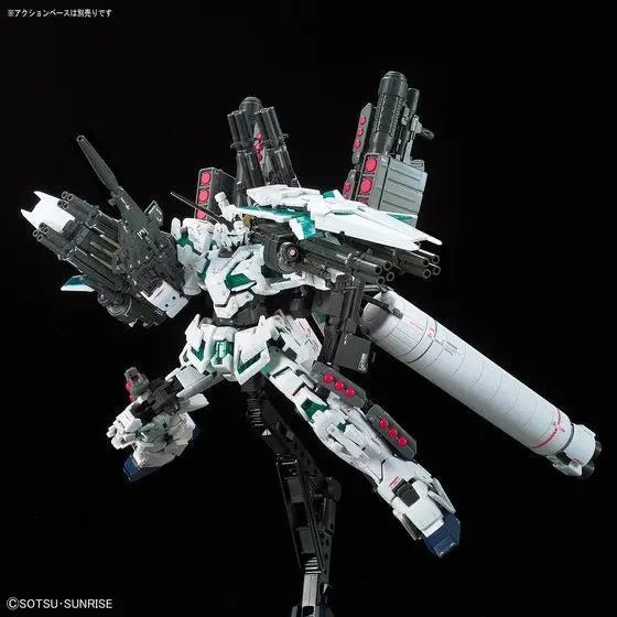 Bandai GUNDAM - RG 1/144 RX - 0 Full Armor Unicorn Gundam - Model Kit by LAB7 Malta, Europe