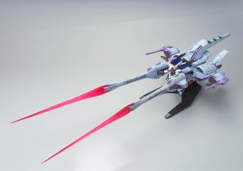 Bandai HG 1/144 Meteor Unit with Freedom Gundam Model Kit (Gundam Seed) by LAB7 Malta, Europe