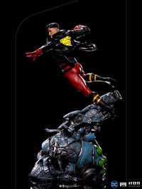 Iron Studios DC Comics Deluxe Art Scale Statue 1/10 Superboy 28cm by LAB7 Malta, Europe
