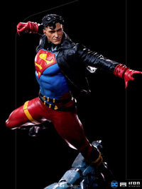 Iron Studios DC Comics Deluxe Art Scale Statue 1/10 Superboy 28cm by LAB7 Malta, Europe