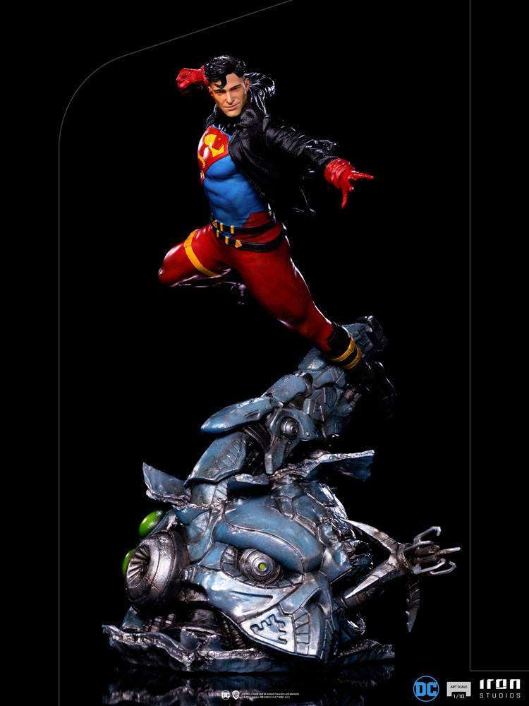 Iron Studios DC Comics Deluxe Art Scale Statue 1/10 Superboy 28cm by LAB7 Malta, Europe
