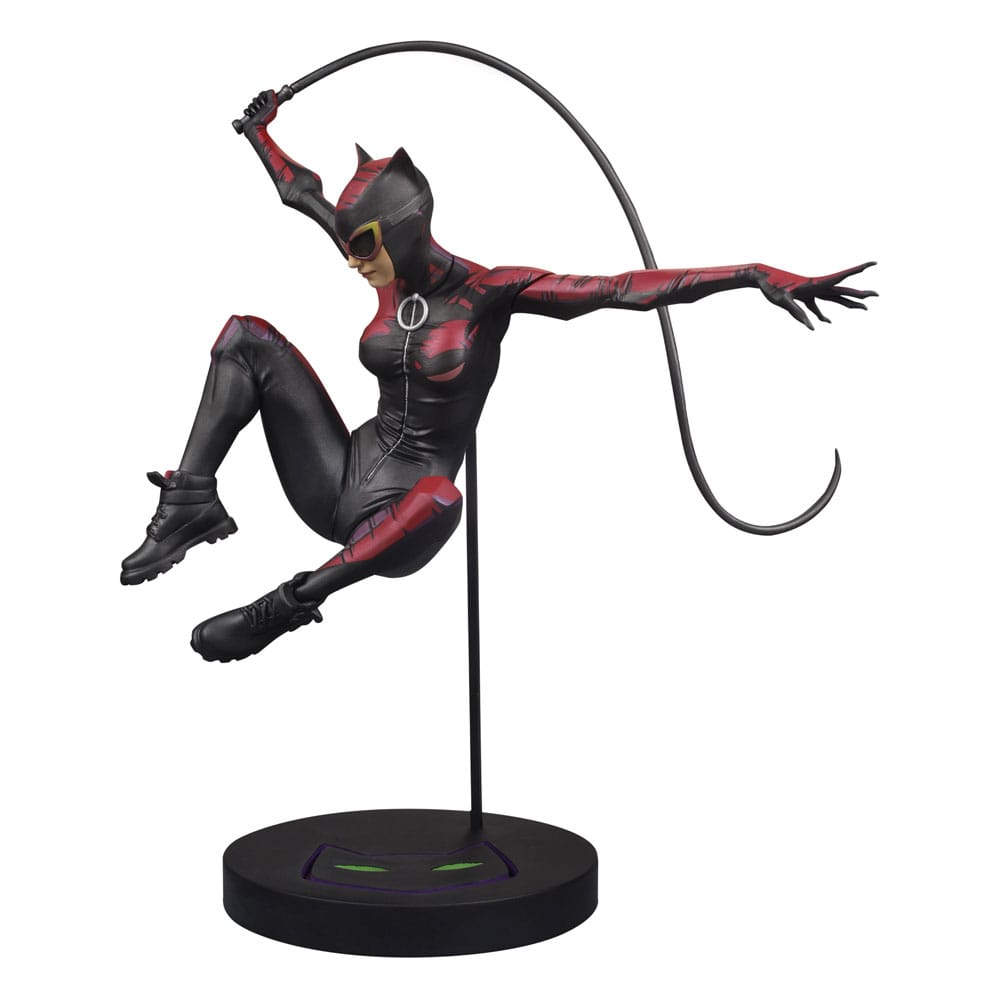 McFarlane DC Designer Series Catwoman 1/6 Scale Statue by Jock (33cm) by LAB7 Malta, Europe