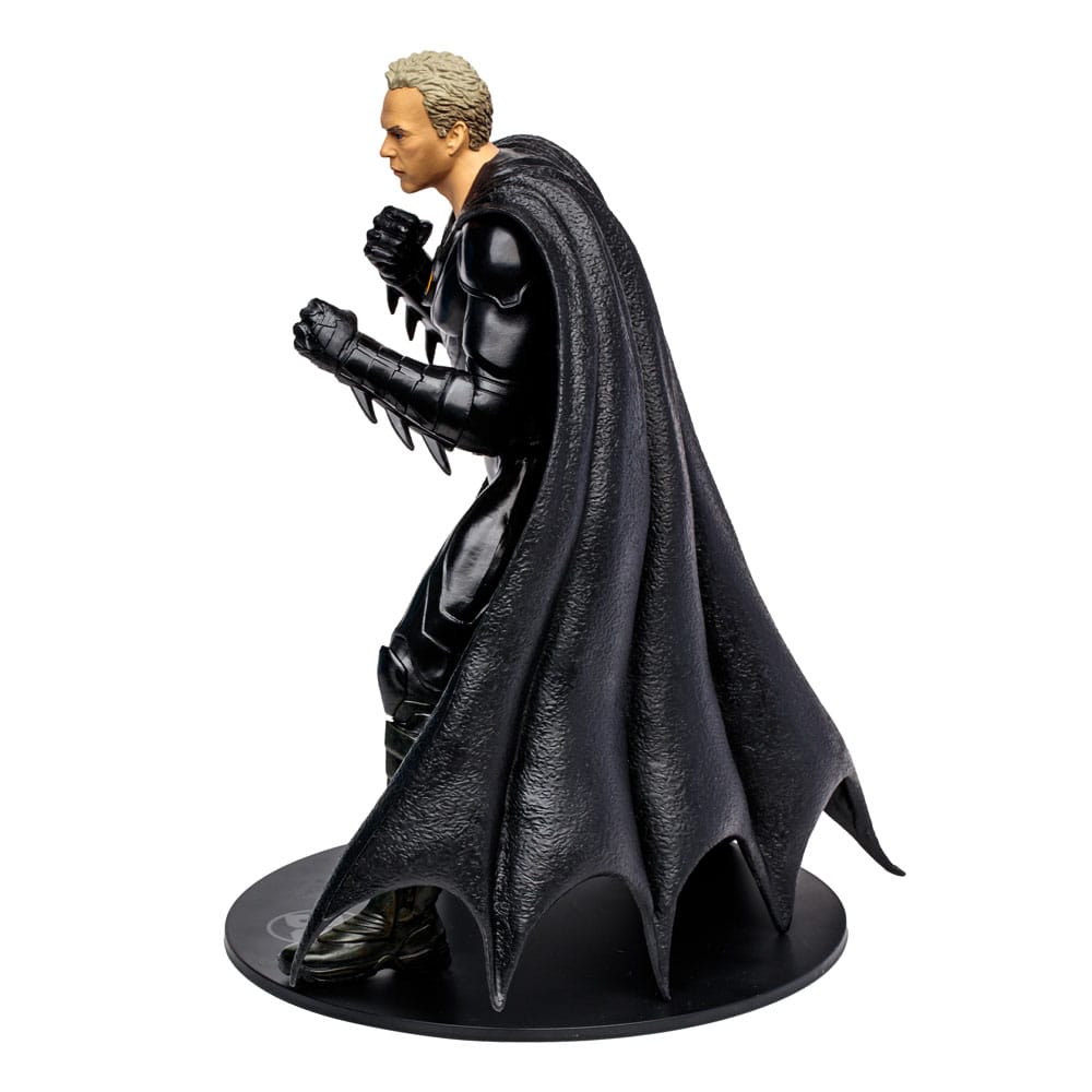 McFarlane DC The Flash Movie Statue Batman Multiverse Unmasked (Gold Label) – 30 cm by LAB7 Malta, Europe