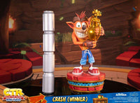 First 4 Figures First 4 Figures Crash Team Racing Nitro - Fuelled Statue Crash (Winner) 46 cm by LAB7 Malta, Europe
