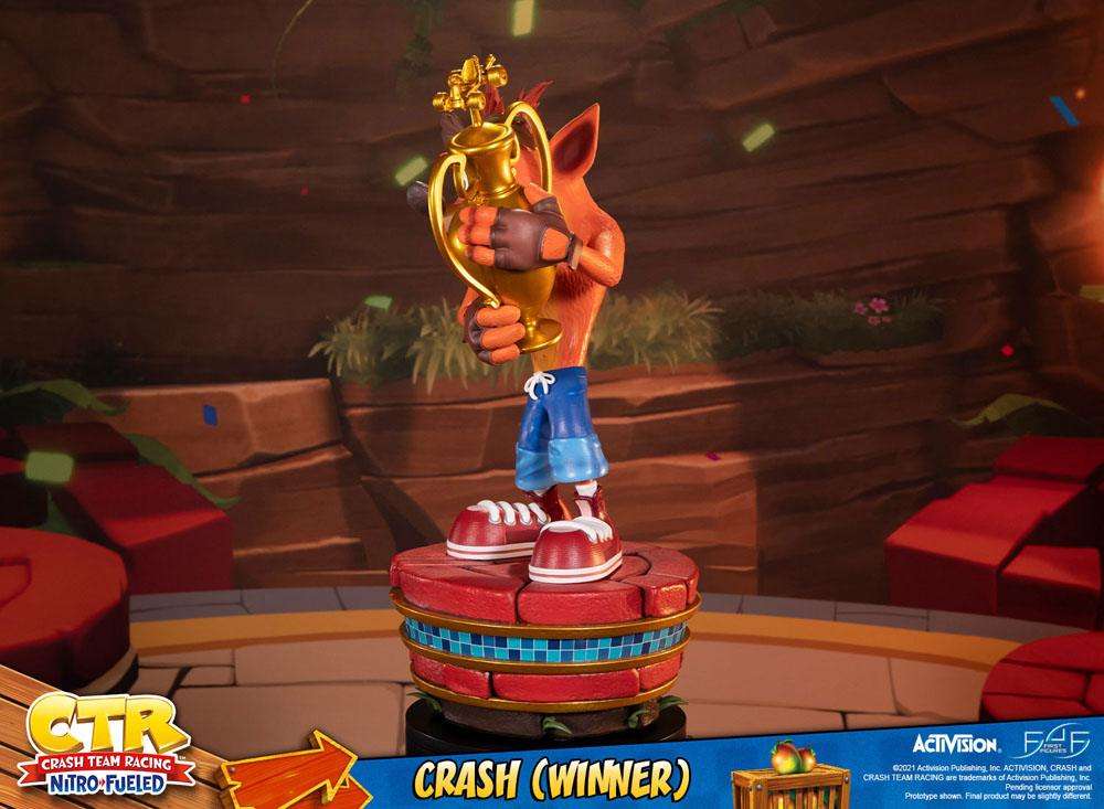 First 4 Figures First 4 Figures Crash Team Racing Nitro - Fuelled Statue Crash (Winner) 46 cm by LAB7 Malta, Europe