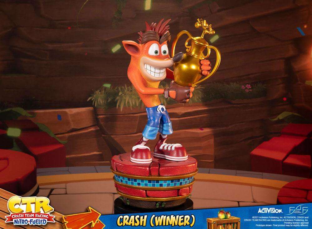 First 4 Figures First 4 Figures Crash Team Racing Nitro - Fuelled Statue Crash (Winner) 46 cm by LAB7 Malta, Europe