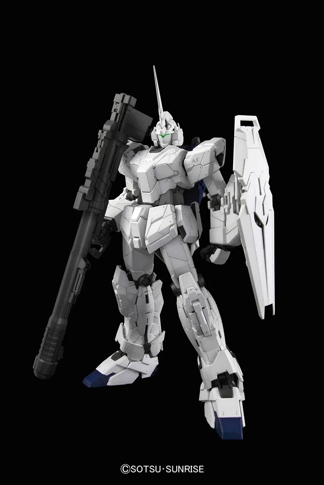 Bandai GUNDAM - Model Kit - PG Unicorn RX - 0 1/60 by LAB7 Malta, Europe