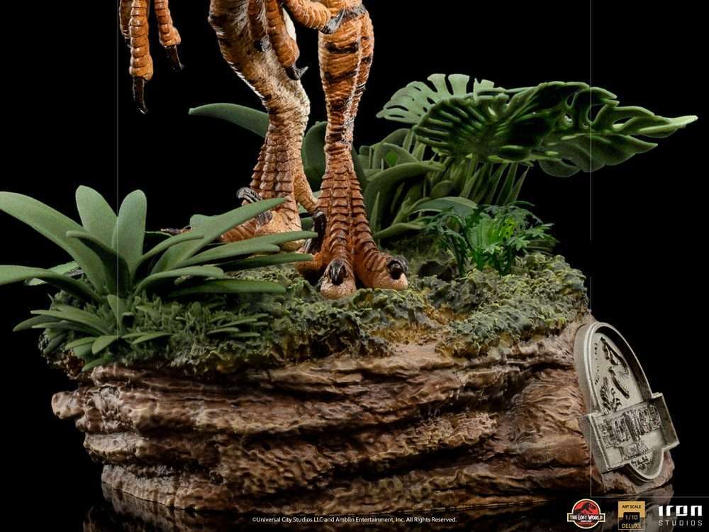 Iron Studios Iron Studios Jurassic World The Lost World Deluxe Art Scale Statue 1/10 Velociraptor 18 cm by LAB7 Malta, Europe