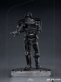 Iron Studios Iron Studios Star Wars The Mandalorian BDS Art Scale Statue 1/10 Dark Trooper 24 cm by LAB7 Malta, Europe