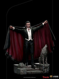 Iron Studios Iron Studios Universal Monsters Deluxe Art Scale Statue 1/10 Dracula 22 cm by LAB7 Malta, Europe