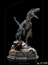 Iron Studios Jurassic World Dominion Deluxe Art Scale Statue 1/10 Blue & Beta by LAB7 Malta, Europe