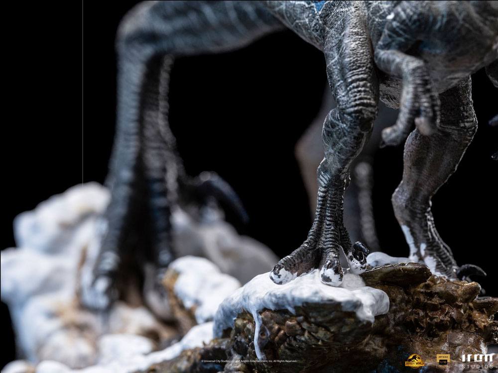 Iron Studios Jurassic World Dominion Deluxe Art Scale Statue 1/10 Blue & Beta by LAB7 Malta, Europe