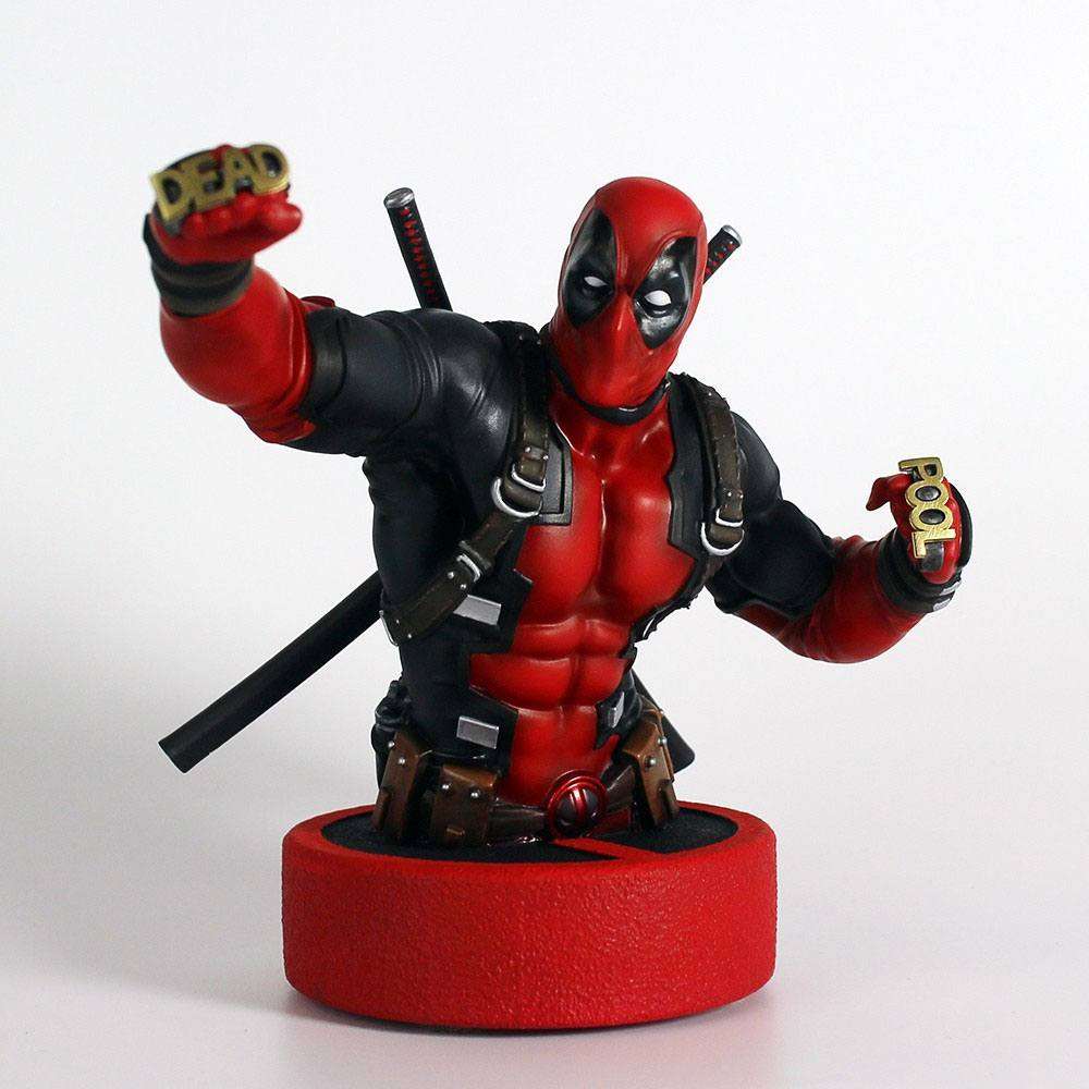 Semic Marvel Bust 1/6 Deadpool 16 cm by LAB7 Malta, Europe