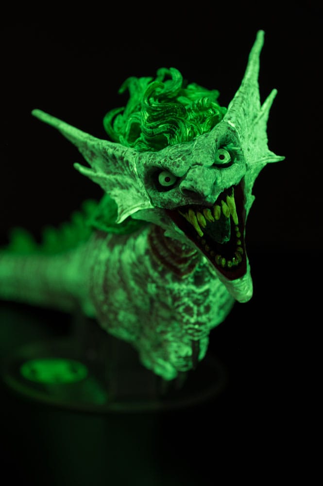 Dark Nights: Metal DC Multiverse Action Figure – The Joker Dragon Glow in the Dark Edition (25 cm) - Gold Label by LAB7 Malta