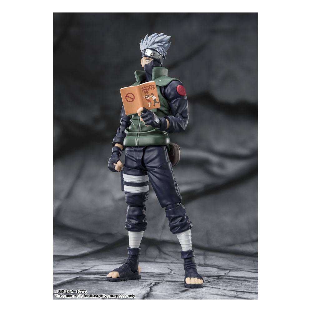 Tamashii Nations Naruto Shippuden S.H. Figuarts Action Figure Kakashi Hatake - The famed Sharingan Hero by LAB7 Malta, Europe
