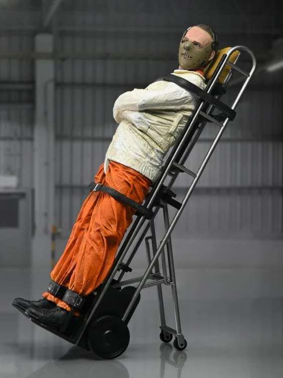 NECA NECA Silence of the Lambs Hannibal Lecter Horror Figure 17cm by LAB7 Malta, Europe