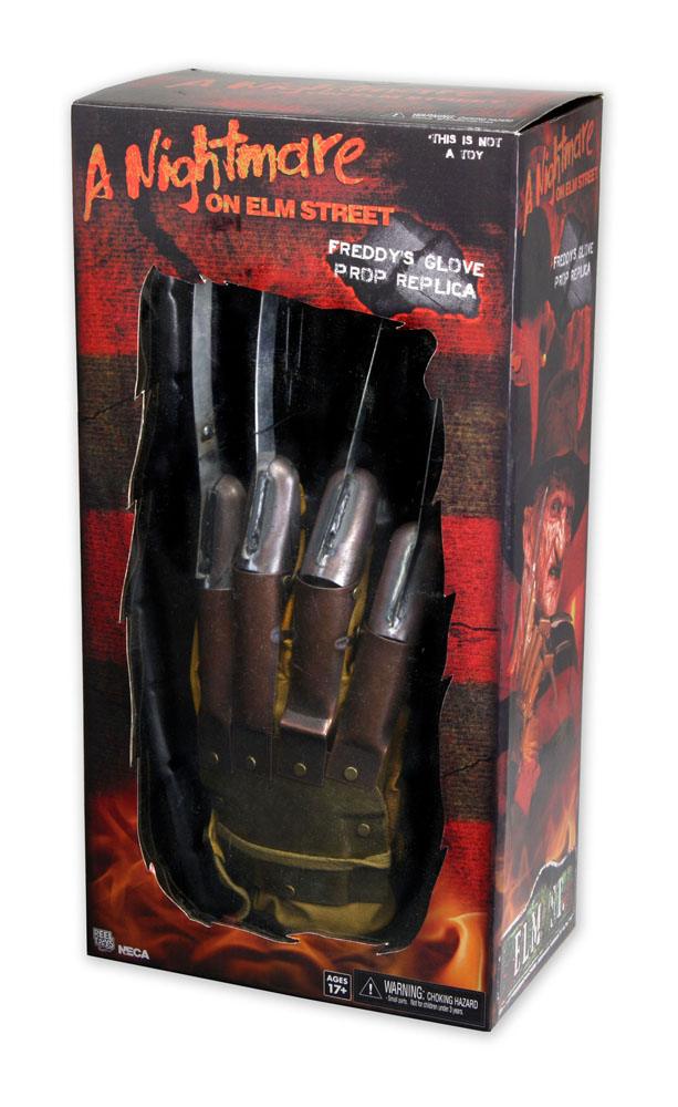 NECA Nightmare On Elm Street Replica 1/1 Freddy's Glove by LAB7 Malta, Europe