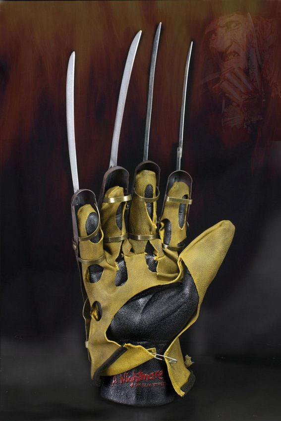 NECA Nightmare On Elm Street Replica 1/1 Freddy's Glove by LAB7 Malta, Europe