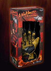 NECA Nightmare On Elm Street Replica 1/1 Freddy's Glove by LAB7 Malta, Europe