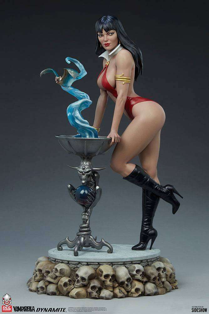Premium Collectibles Studio PCS Vampirella Statue 1/3 67 cm by LAB7 Malta, Europe