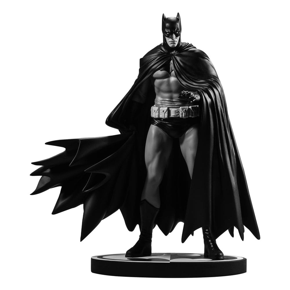 DC Direct Resin Statue Batman Black & White (Batman by Lee Weeks) 19 cm by LAB7 Malta, Europe