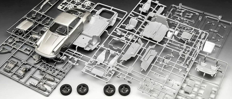Revell Porsche 911 G Model Coupé (1:24 Scale) by LAB7 Malta, Europe
