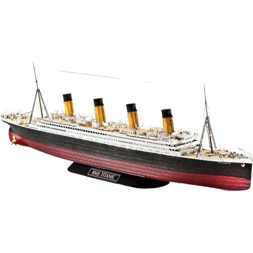 Revell R.M.S. Titanic Model Kit (1:700 Scale) by LAB7 Malta, Europe