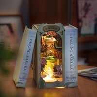 Rolife Rolife Falling Sakura TGB05 – DIY Cherry Blossom Book Nook Shelf Insert by LAB7 Malta, Europe