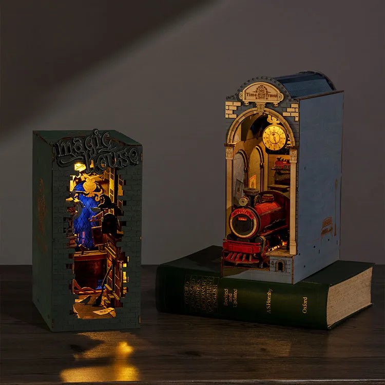 Rolife Rolife DIY Book Nook Time Travel TGB04 by LAB7 Malta, Europe