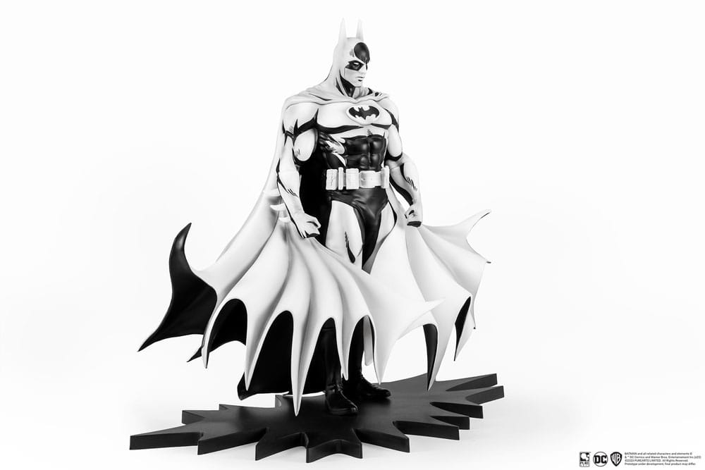 Pure Arts SDCC 2024 DC HEROES : Batman B&W PX PVC 1/8 Statue by LAB7 Malta, Europe