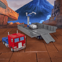 Hasbro Transformers Studio Series Commander Optimus Prime Figure 17.5cm by LAB7 Malta, Europe