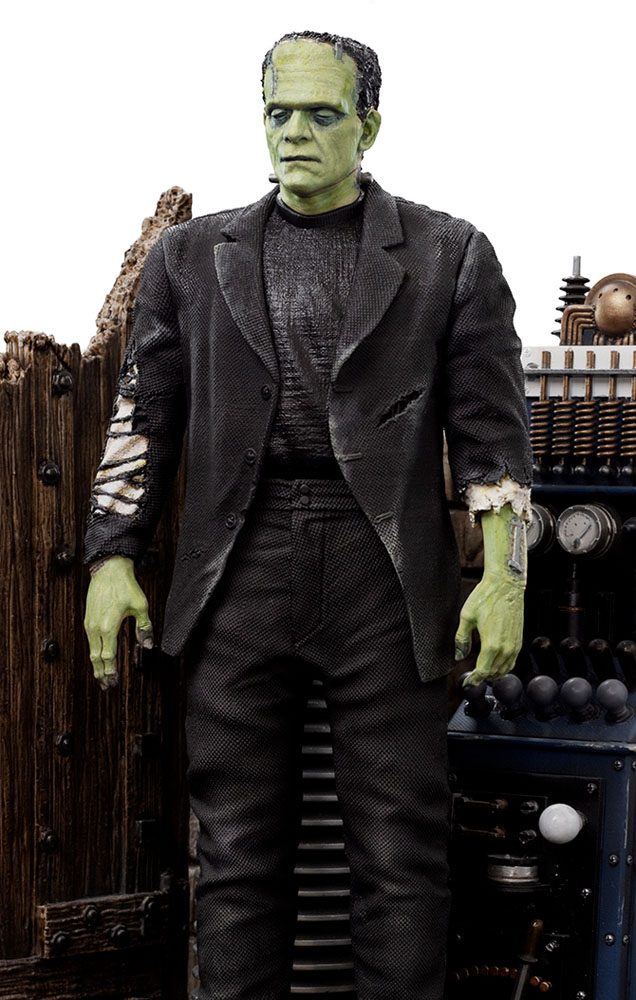 Iron Studios Universal Monsters Deluxe Art Scale Statue 1/10 Frankenstein Monster by LAB7 Malta, Europe