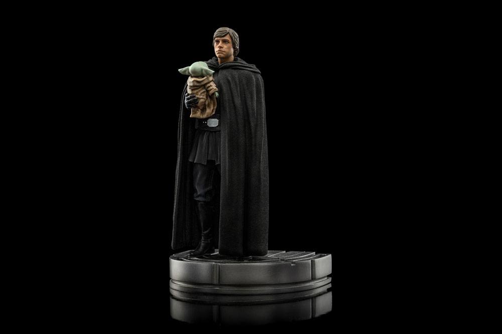 Iron Studios Wars The Mandalorian Art Scale Statue 1/10 Luke Skywalker and Grogu 21 cm by LAB7 Malta, Europe