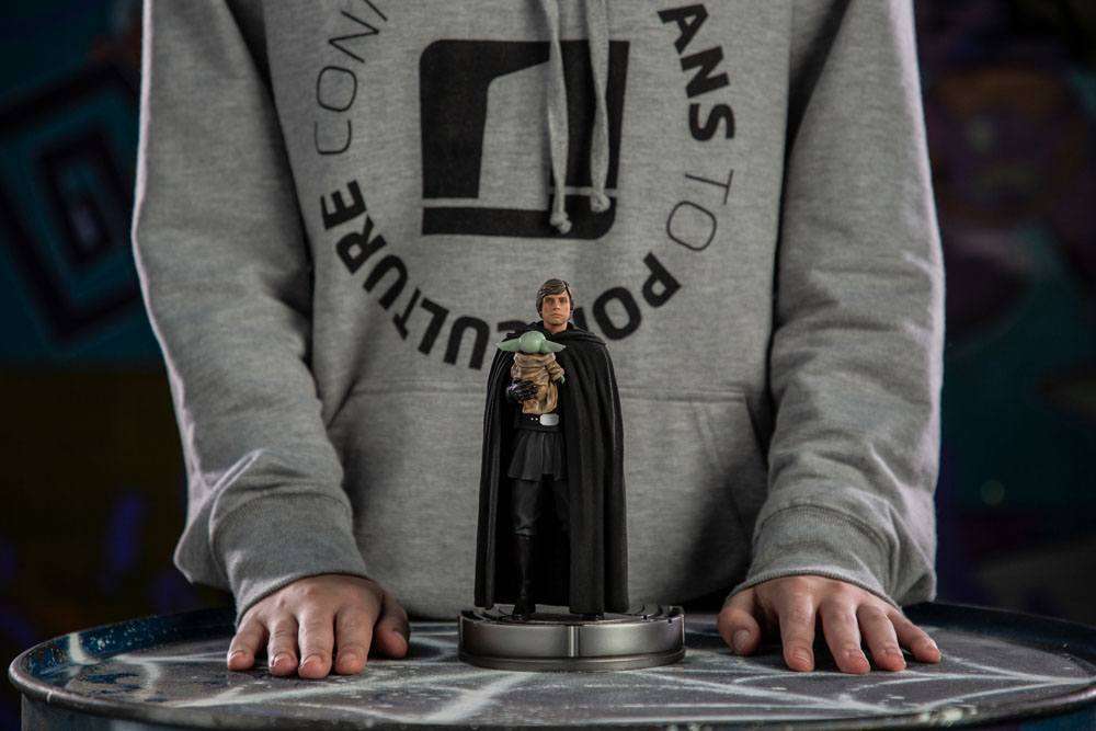 Iron Studios Wars The Mandalorian Art Scale Statue 1/10 Luke Skywalker and Grogu 21 cm by LAB7 Malta, Europe