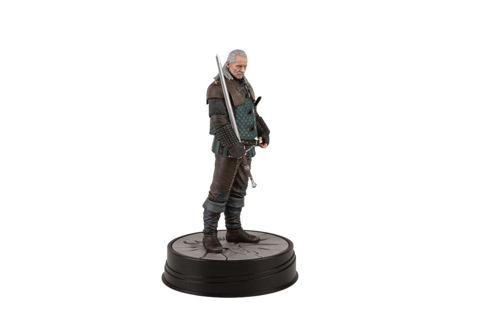 Dark Horse Comics Witcher 3 Wild Hunt PVC Statue Vesemir 21 cm by LAB7 Malta, Europe