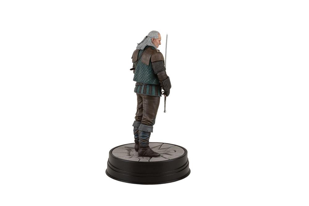 Dark Horse Comics Witcher 3 Wild Hunt PVC Statue Vesemir 21 cm by LAB7 Malta, Europe
